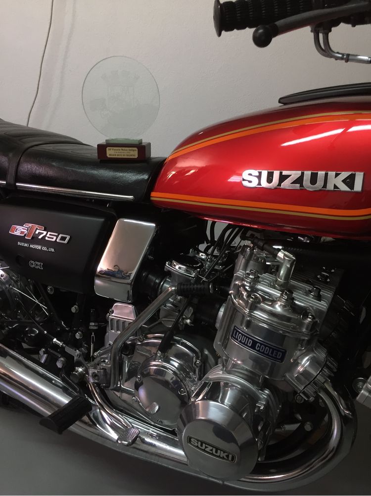 Suzuki GT750 Modelo B