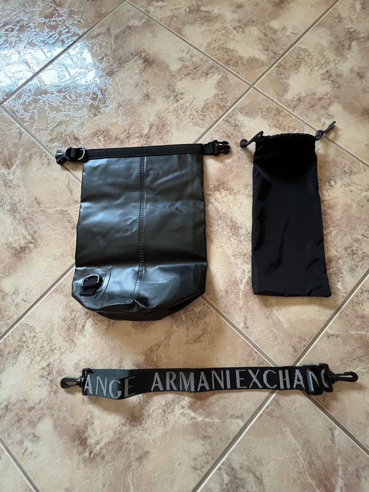 Bolsa/ mochila da Armani Exchange