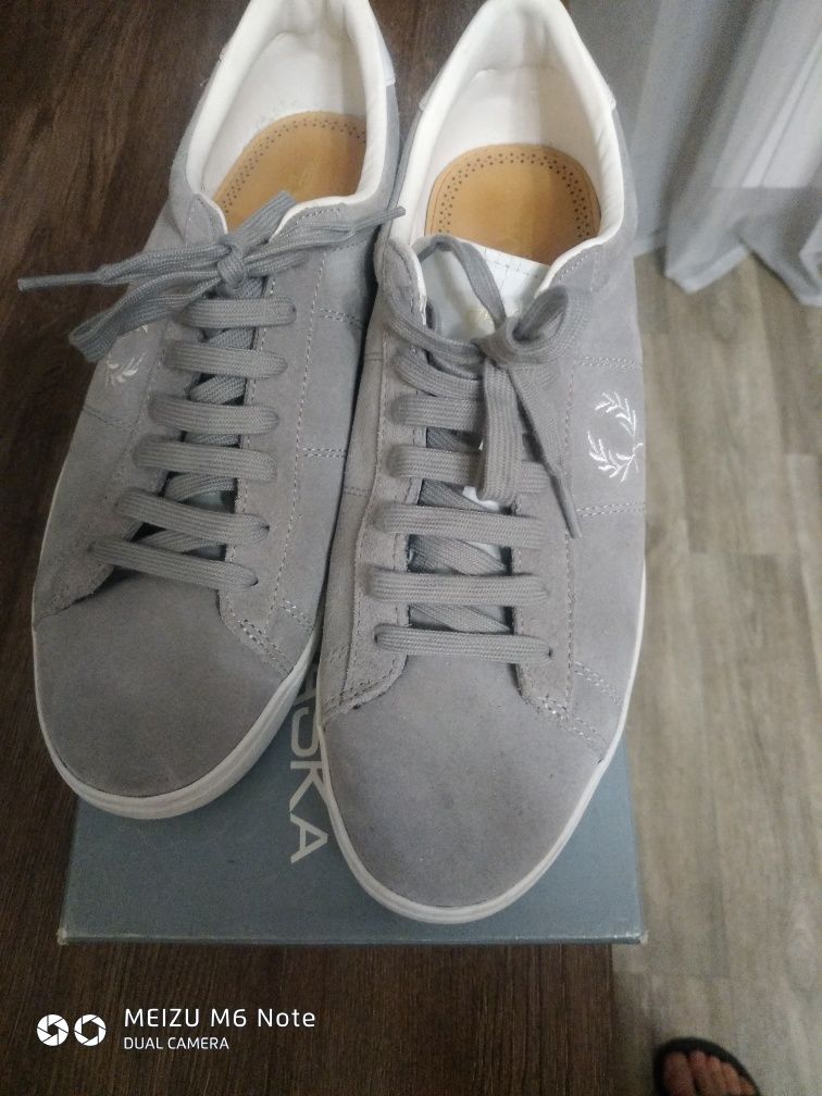 Кроссовки Fred Perry (Фред Перри)