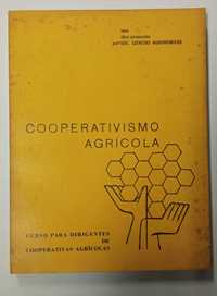 Cooperativismo agrícola: curso para dirigentes de cooperativas