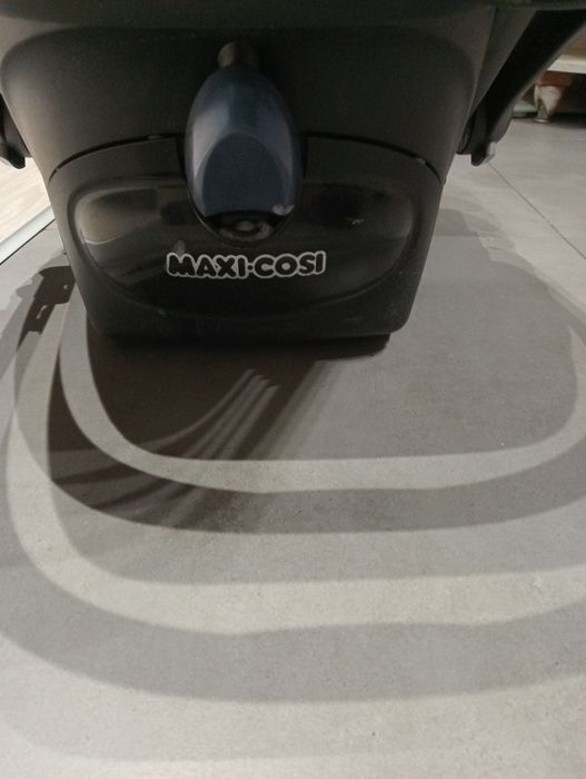 Sprzedam fotelik dla dziecka Maxi Cosi orginalny