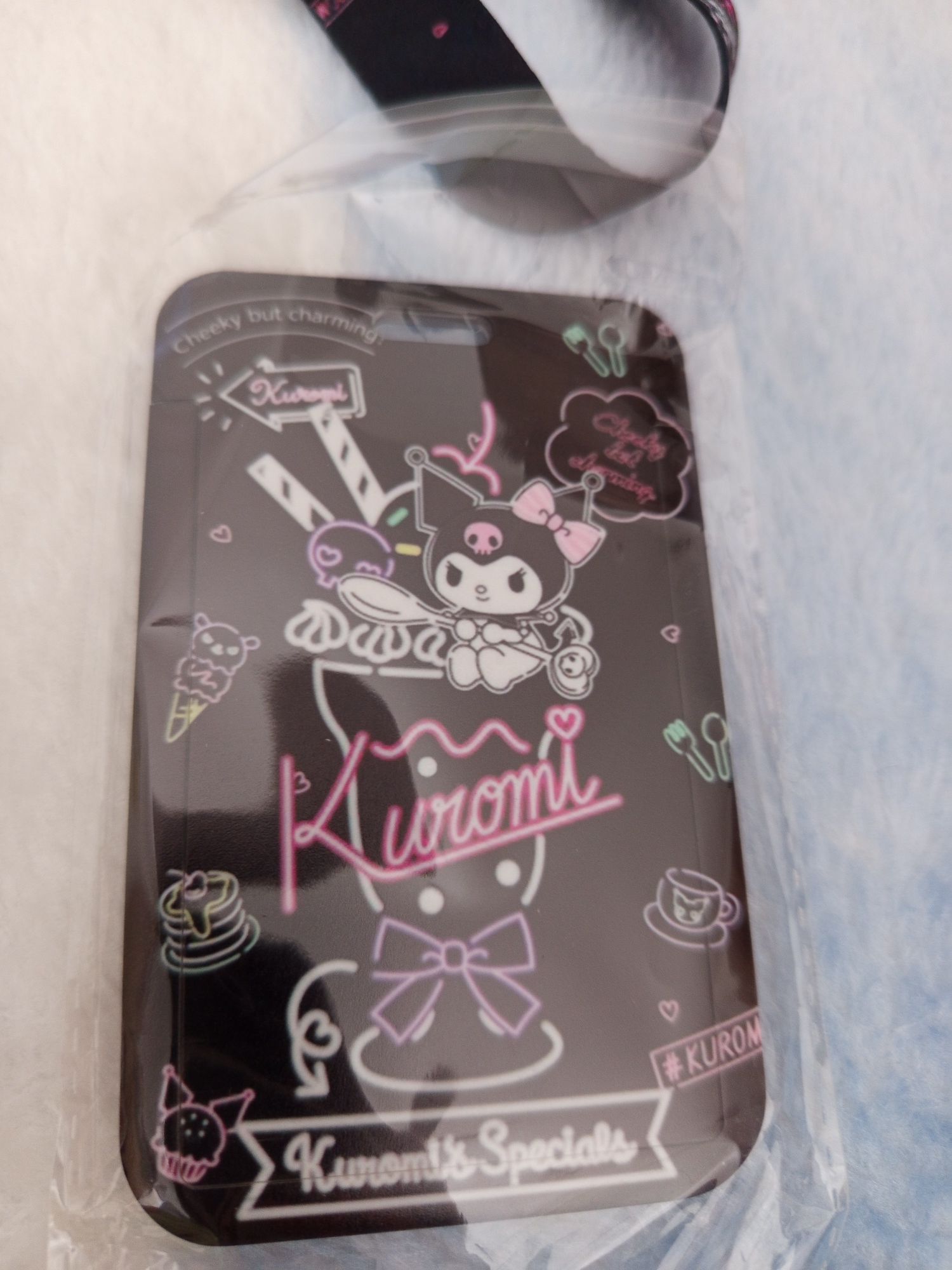 Porta cartões de kuromi.