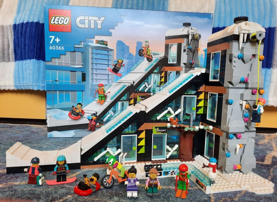 Лего 60366 Центр лиж та скелелазіння, Сіті. LEGO