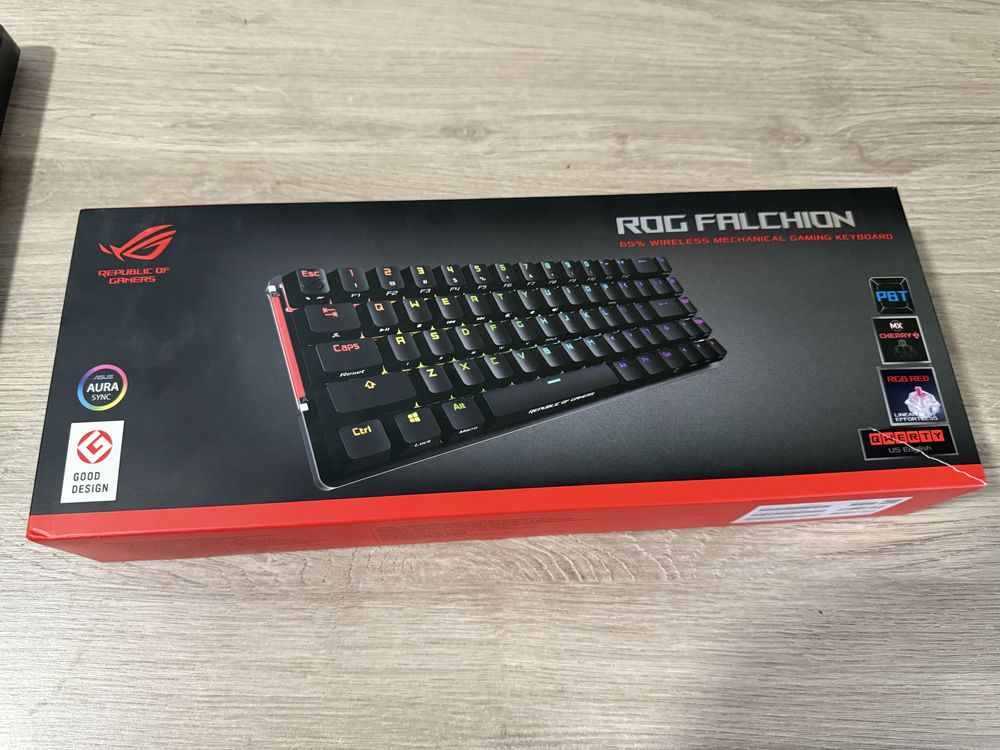 Беспроводная клавиатура с сенсорной кнопкой ASUS ROG FALCHION MX RED