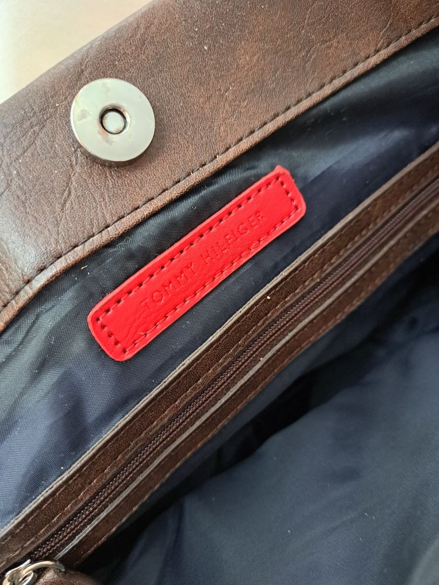 Tommy Hilfiger brązowa torebka do ręki oryginalna