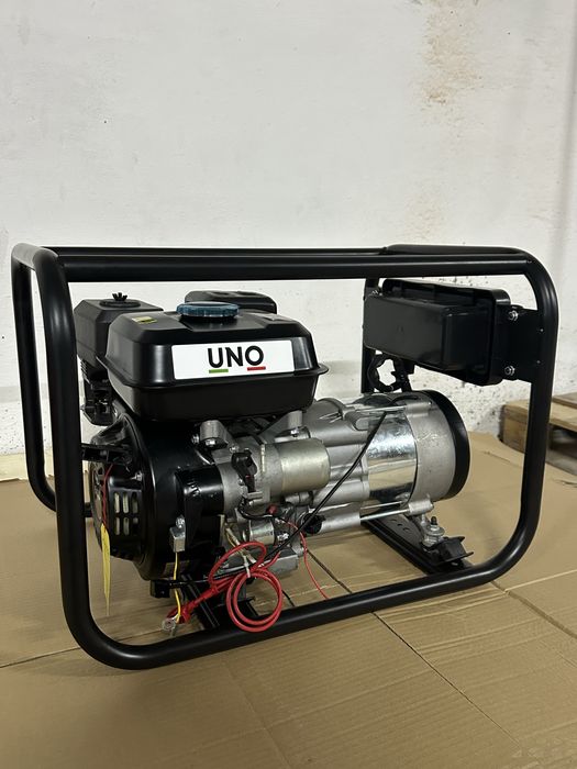 Бензиновий генератор UNO 2.2 kW однофазний, електростартер