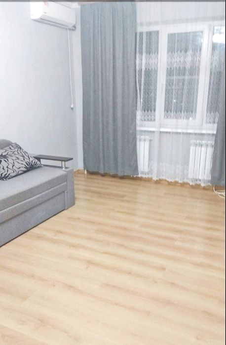 Метро 5 хв. ГАЗ. 5 поверх