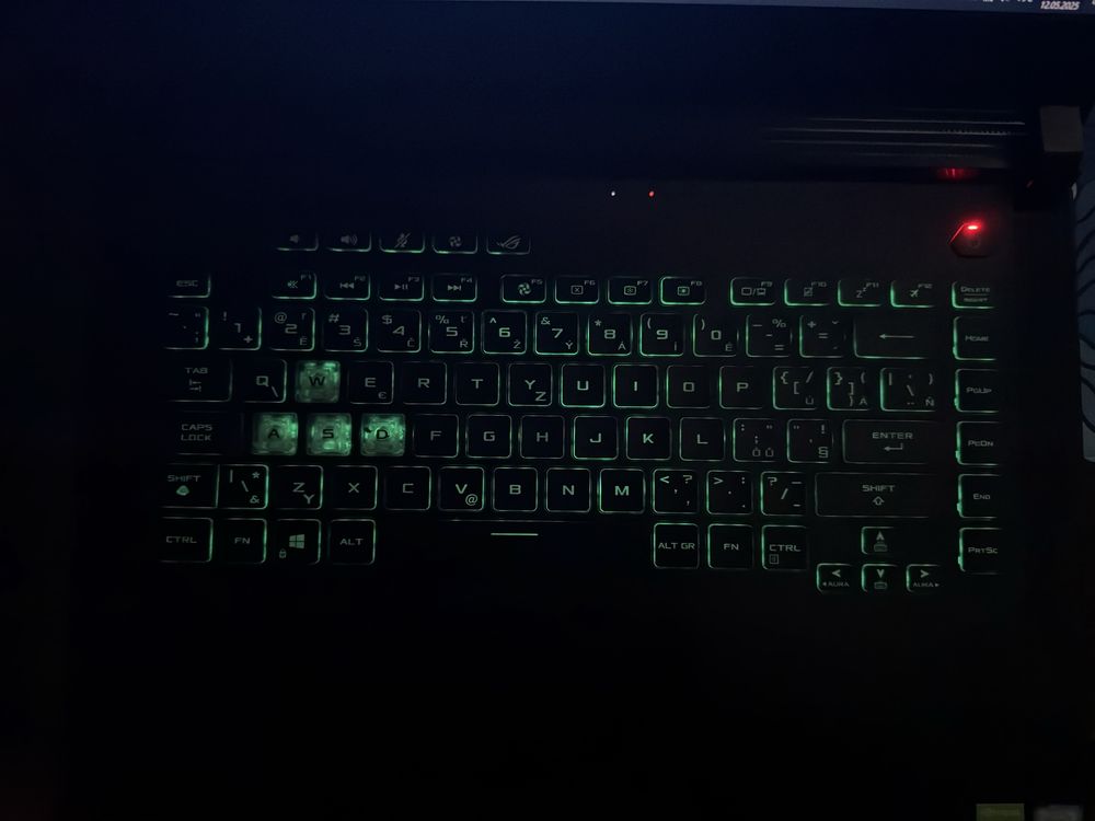 Ноутбук Asus ROG g531gt i5 9300H 16Gb GTX 1650 4 gb + сумка
