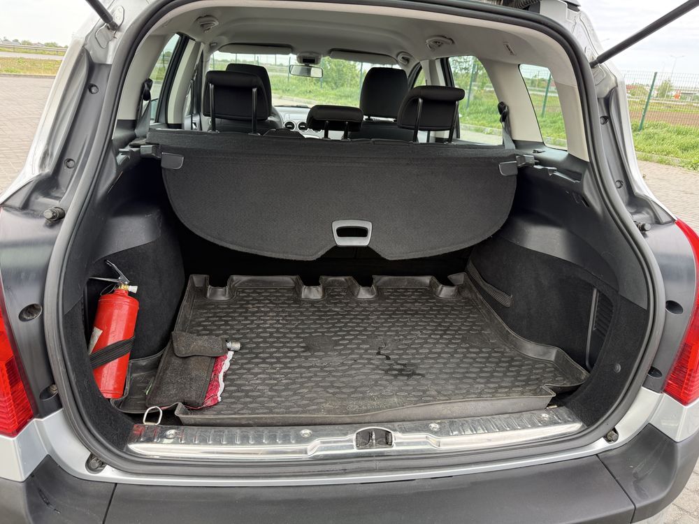 Peugeot 308 sw (2012)