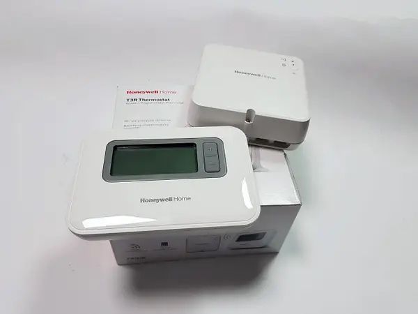 Бездротовий термостат Honeywell TЗR