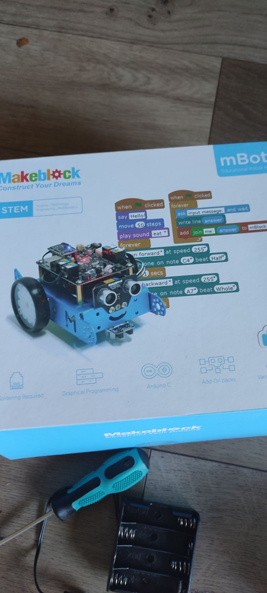 Robot edukacyjny mBot programowanie elektronika.