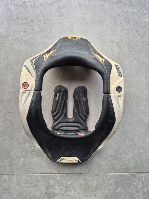 Ochraniacz karku Leatt Brace 5.5 cross enduro