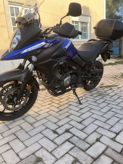 Suzuki v trom 650 com 14 mil km