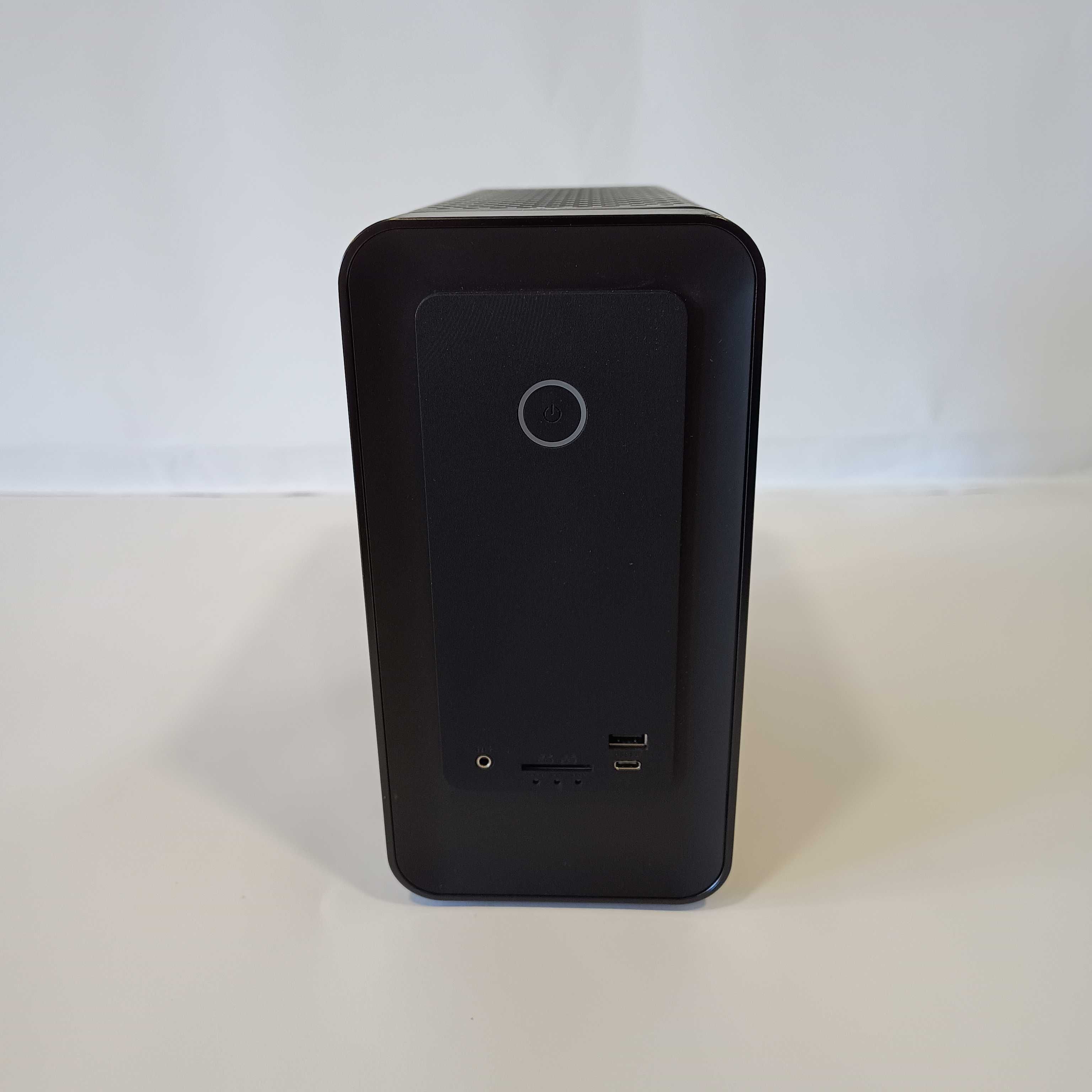 Komputer Zotac Zbox Magnus One ERP74070C/i7-13700