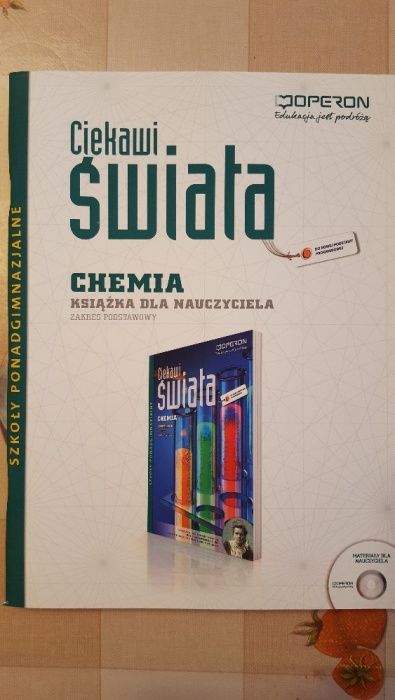 Chemia 1 Ciekawi świata Książka dla nauczyciela ZP +CD