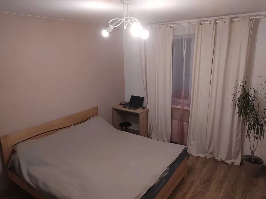 Двокімнатна квартира з якісним ремонтом! Газ! Балкон! Затишний ЖК!