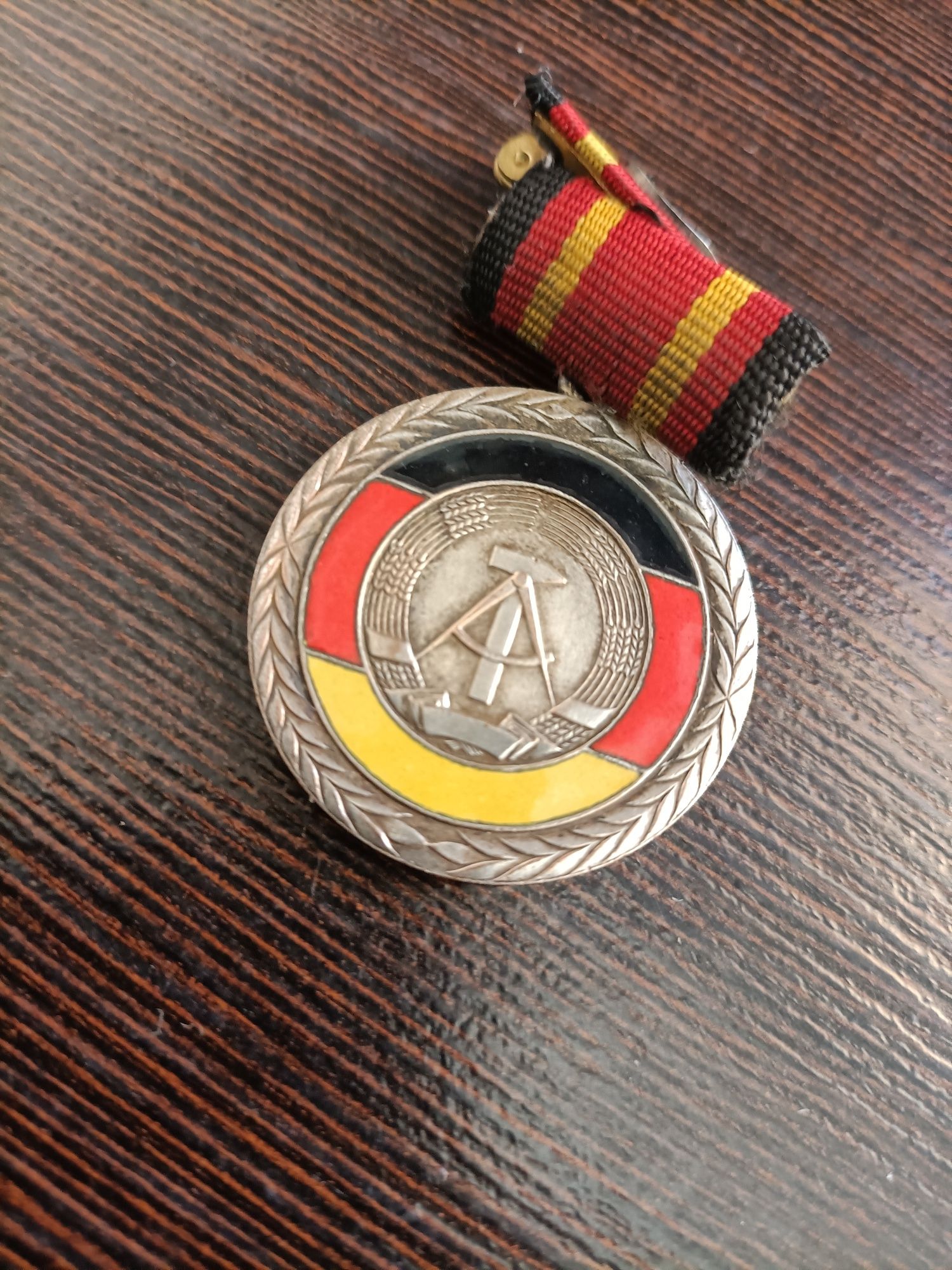 Order Odznaka Medal Zasługi DDR