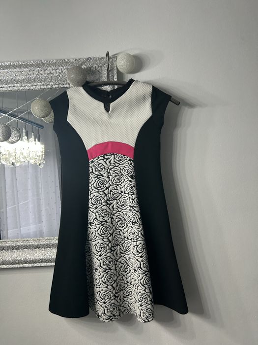 Sukienka River Island 140 cm