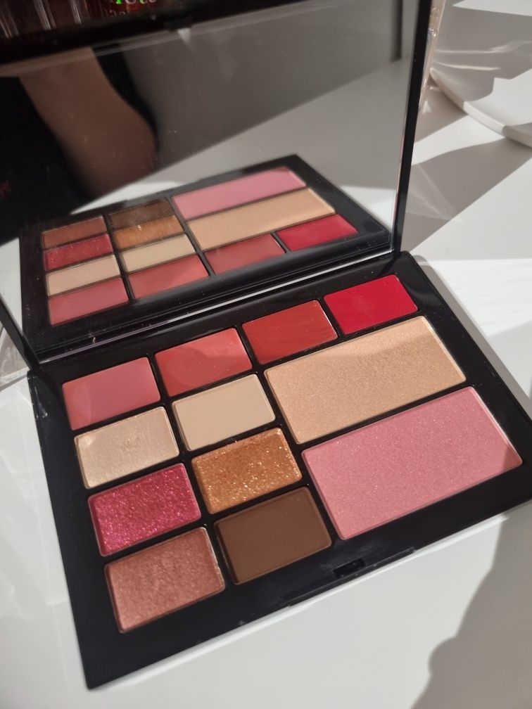 Nars Afterglow face palette