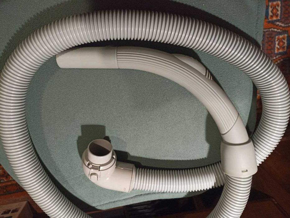 Шланг от пылесоса,труба и щетка