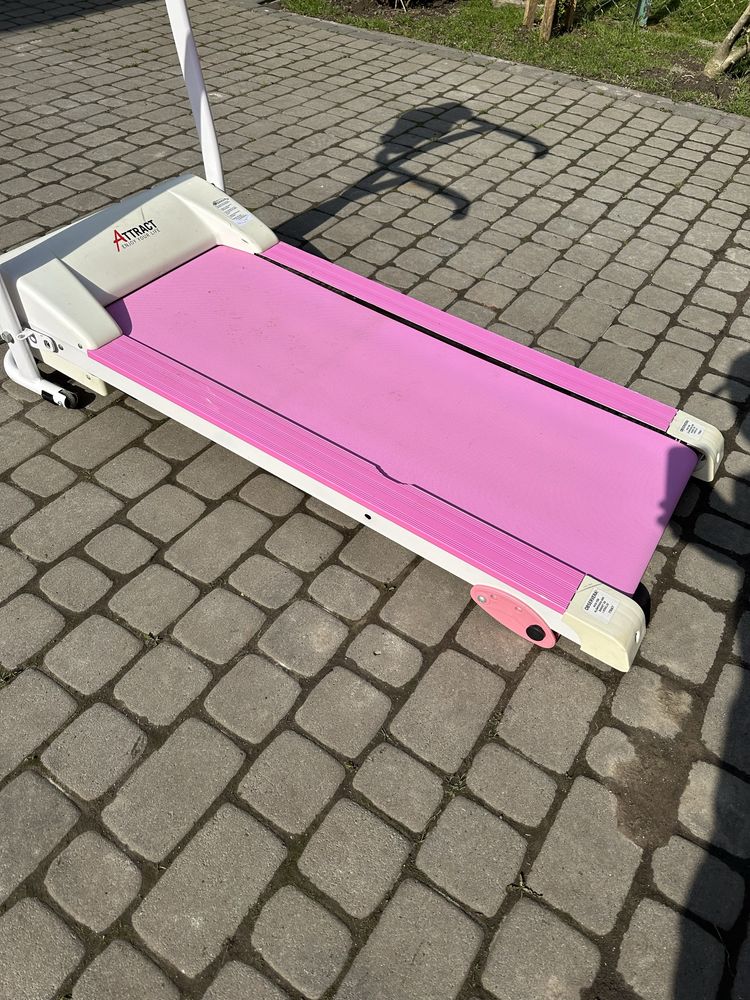 Бігова доріжка 1100w 100 kg