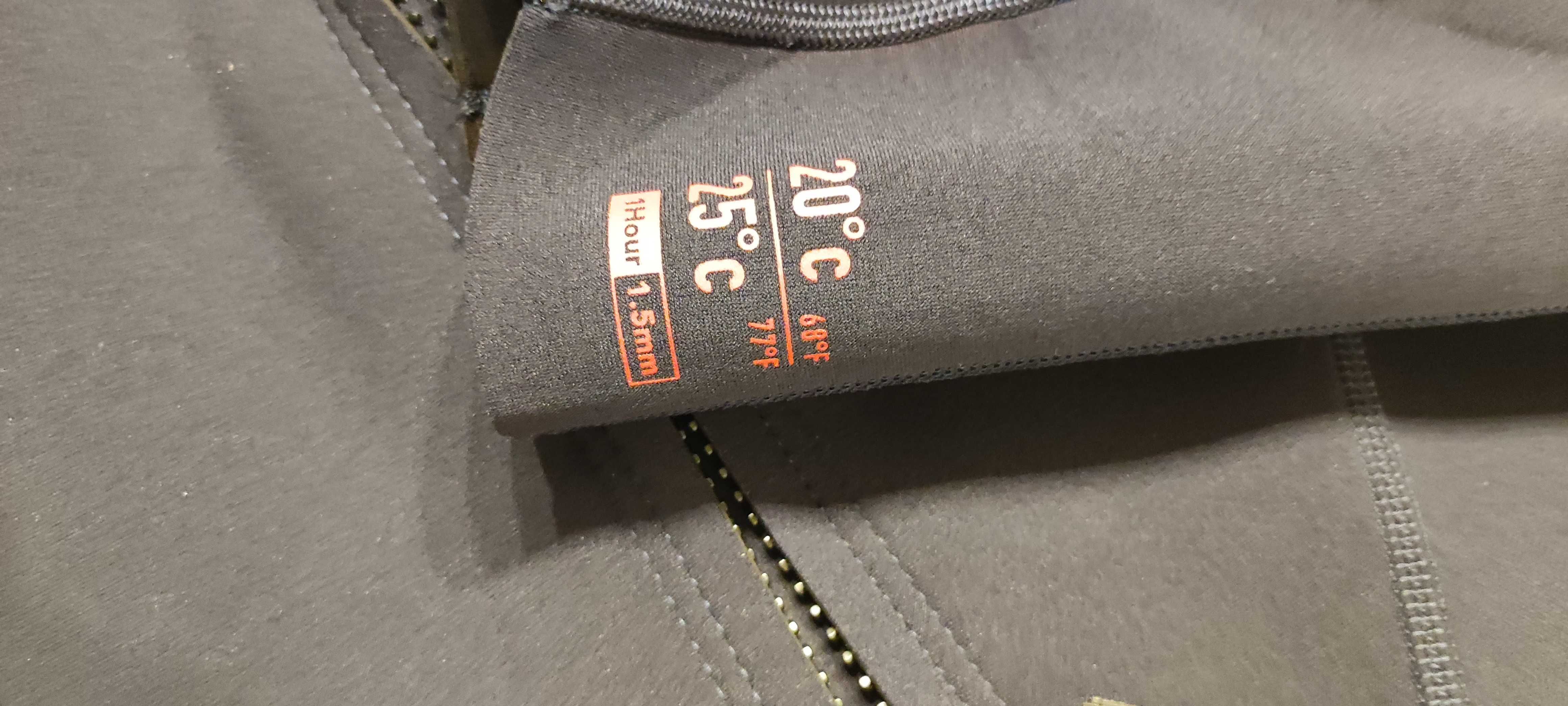 Fato de neoprene