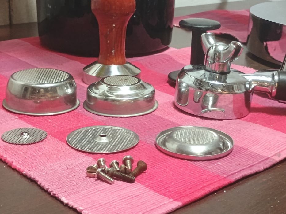 Ekspres do kawy Bugatti Diva (kremowy) używany 30% oryginalnej ceny!