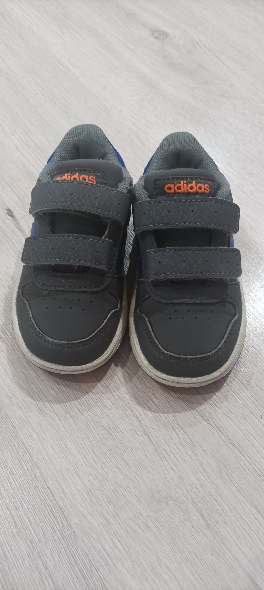 Buciki adidas rozmiar 22