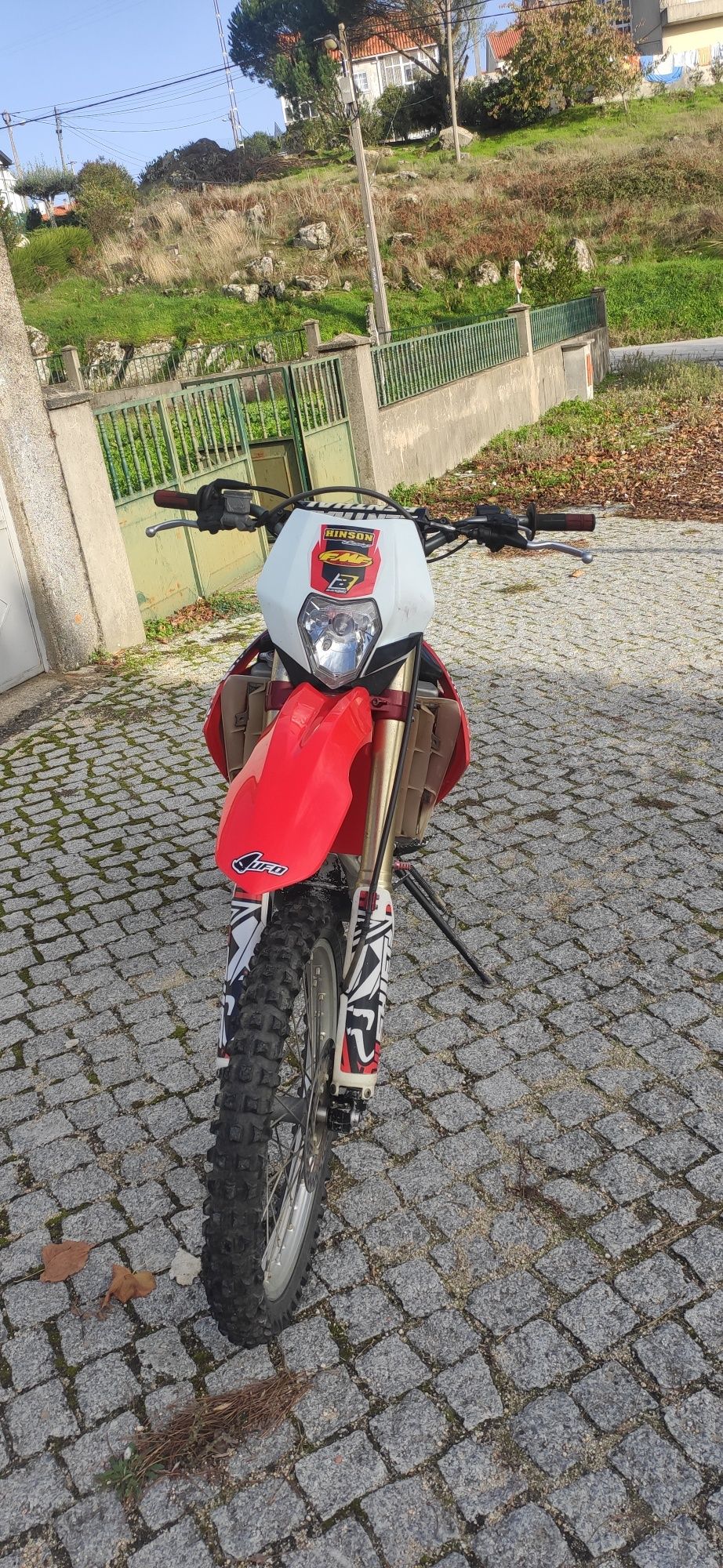 Crf 450 x matrícula
