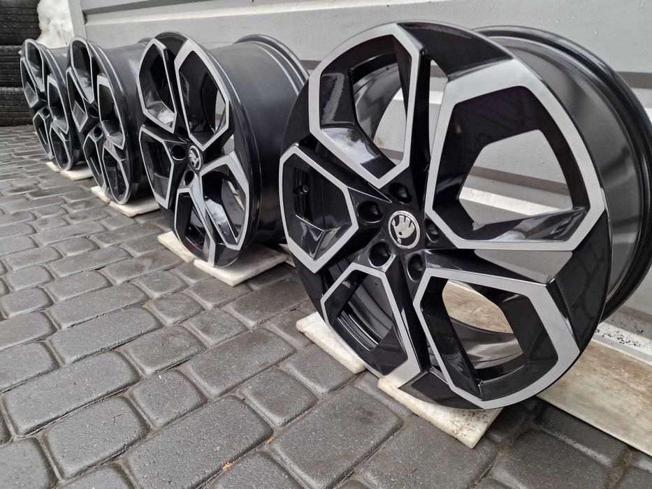 Oryginalne Felgi Skoda 19" RS Octavia Karoq Kodiaq Enyaq Superb