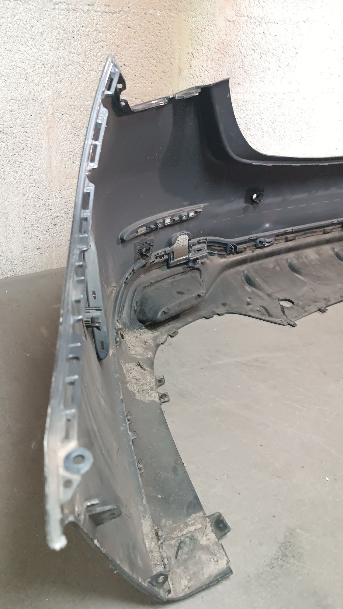 Vendo parachoque de trás Mercedes c classe w206 AMG ano 2020/22