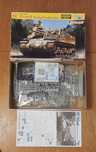 Model czołgu M7 Priest, early production, firmy DRAGON, skala 1:35.