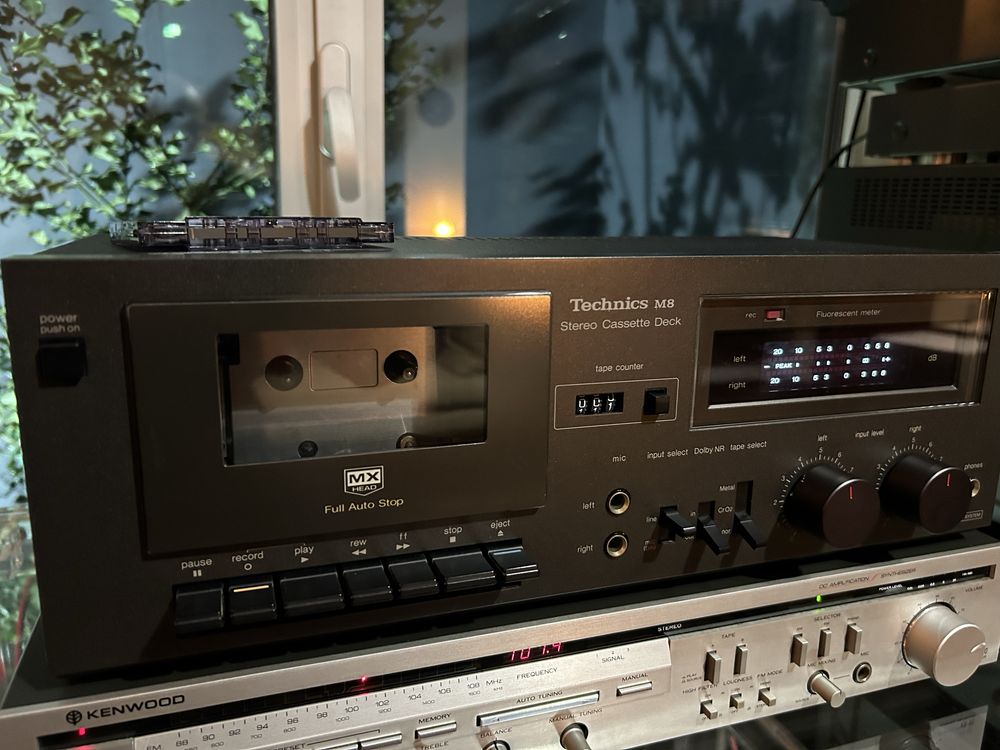 Deck de cassetes Technics M8, em otimo estado, todo revisto.