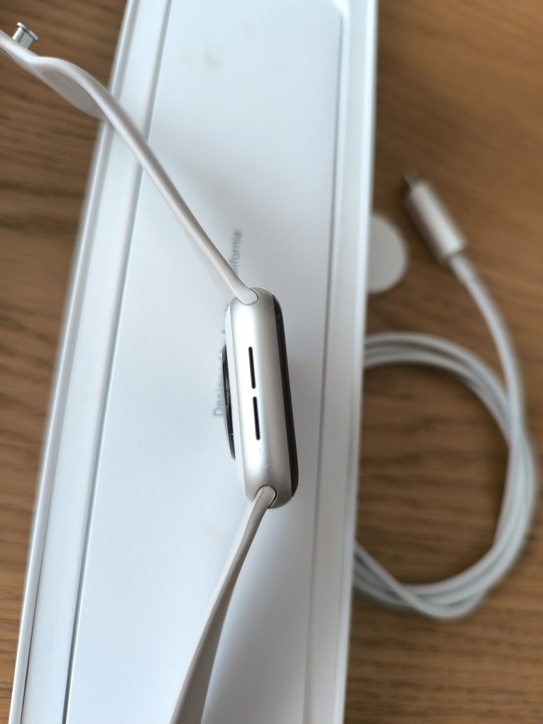 Apple Watch SE GPS 40mm