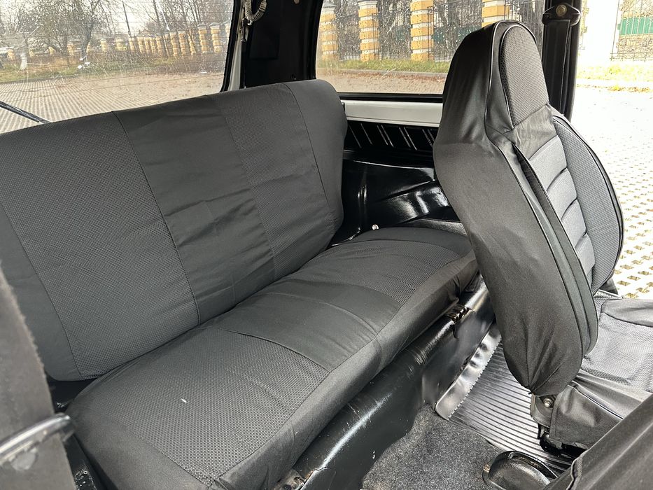 Нива 21213  ( 4*4 )