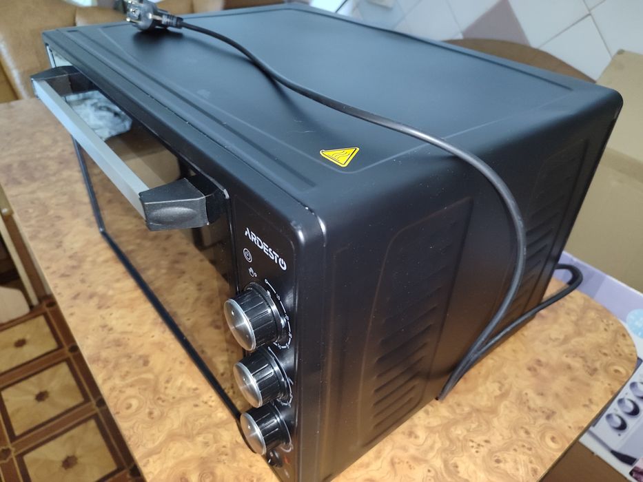 Електрична духовка настільна Ardesto MEO-N40CB