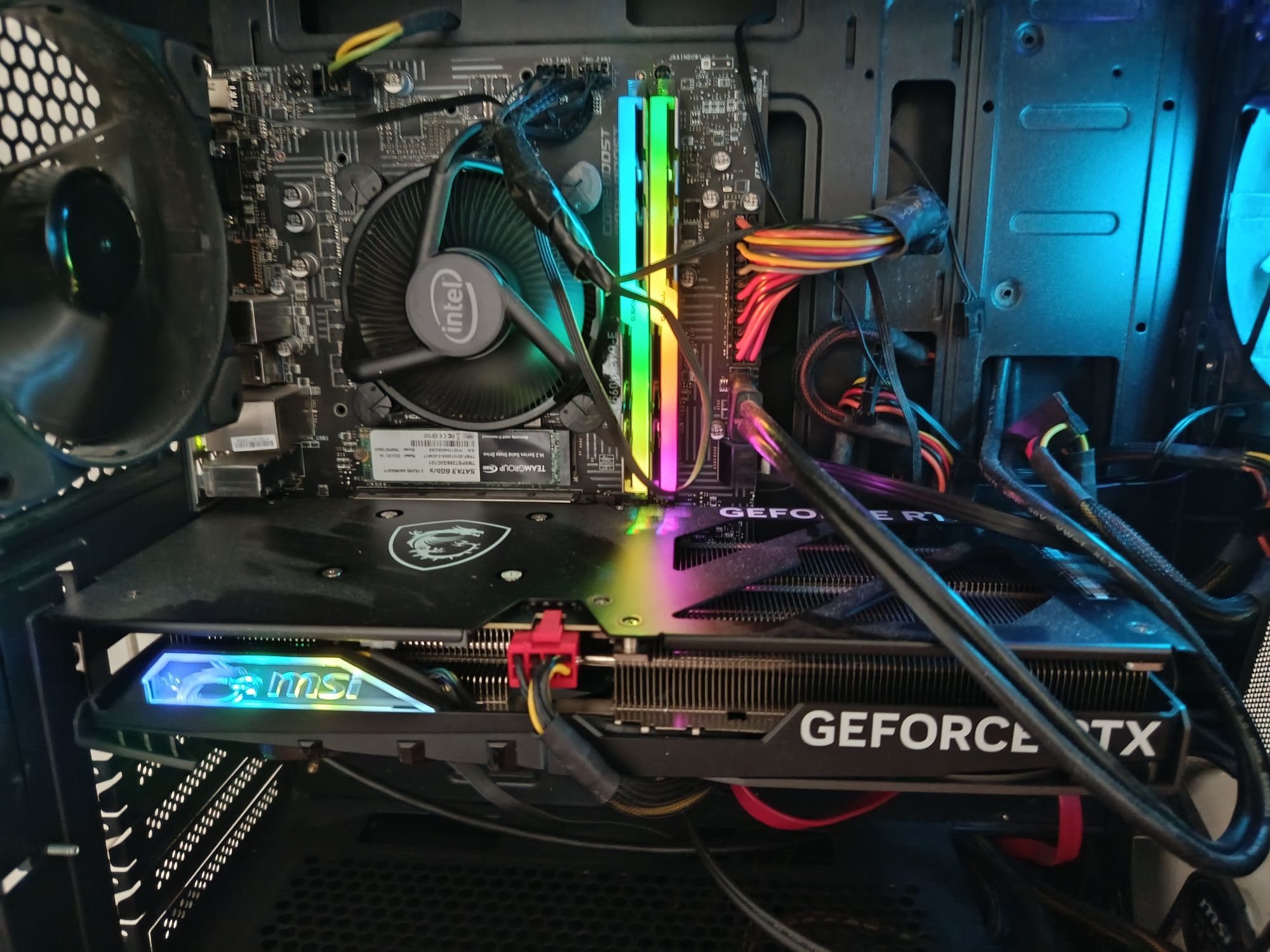 Обмен Відеокарта MSI GeForce RTX 4060 Ti 16GB GDDR6 GAMING X SLIM