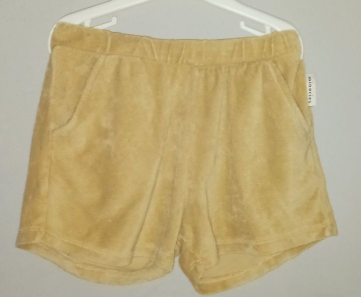 Krótkie spodenki na dziewczynkę