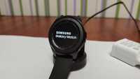 Samsung Galaxy watch 4 sm-r810 42 mm
Можу докинути шнур і бл