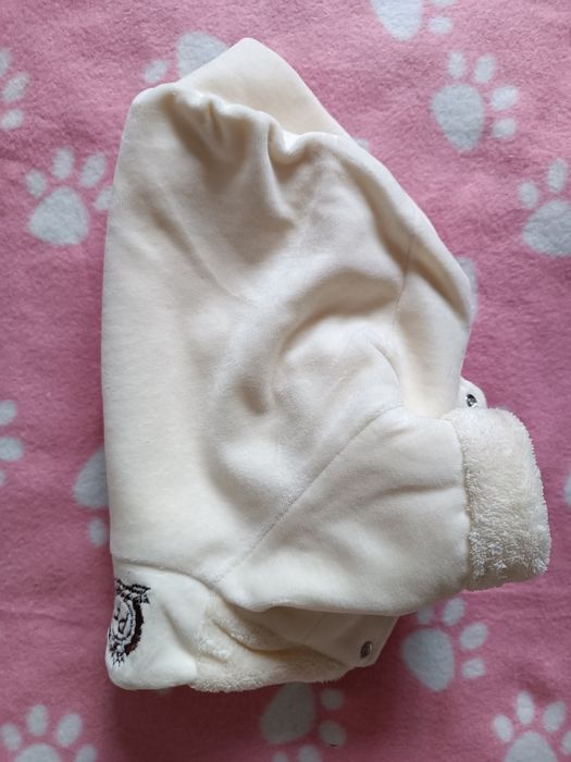 Продам теплую кофточку