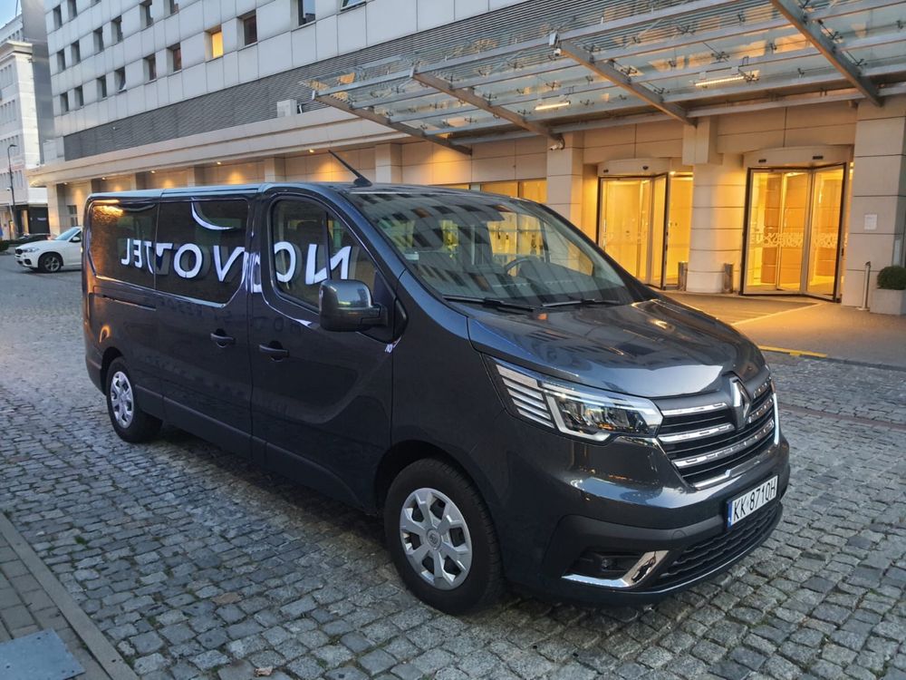 Wynajem busa 9-cio osobowego z kierowcą