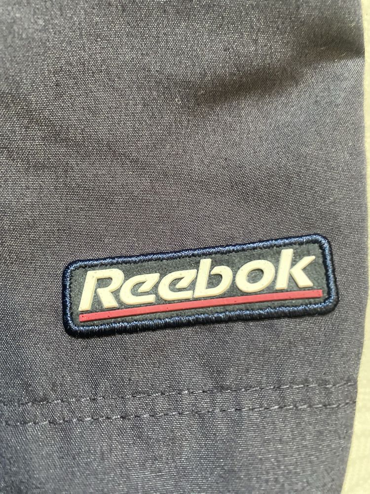 шорти reebok.