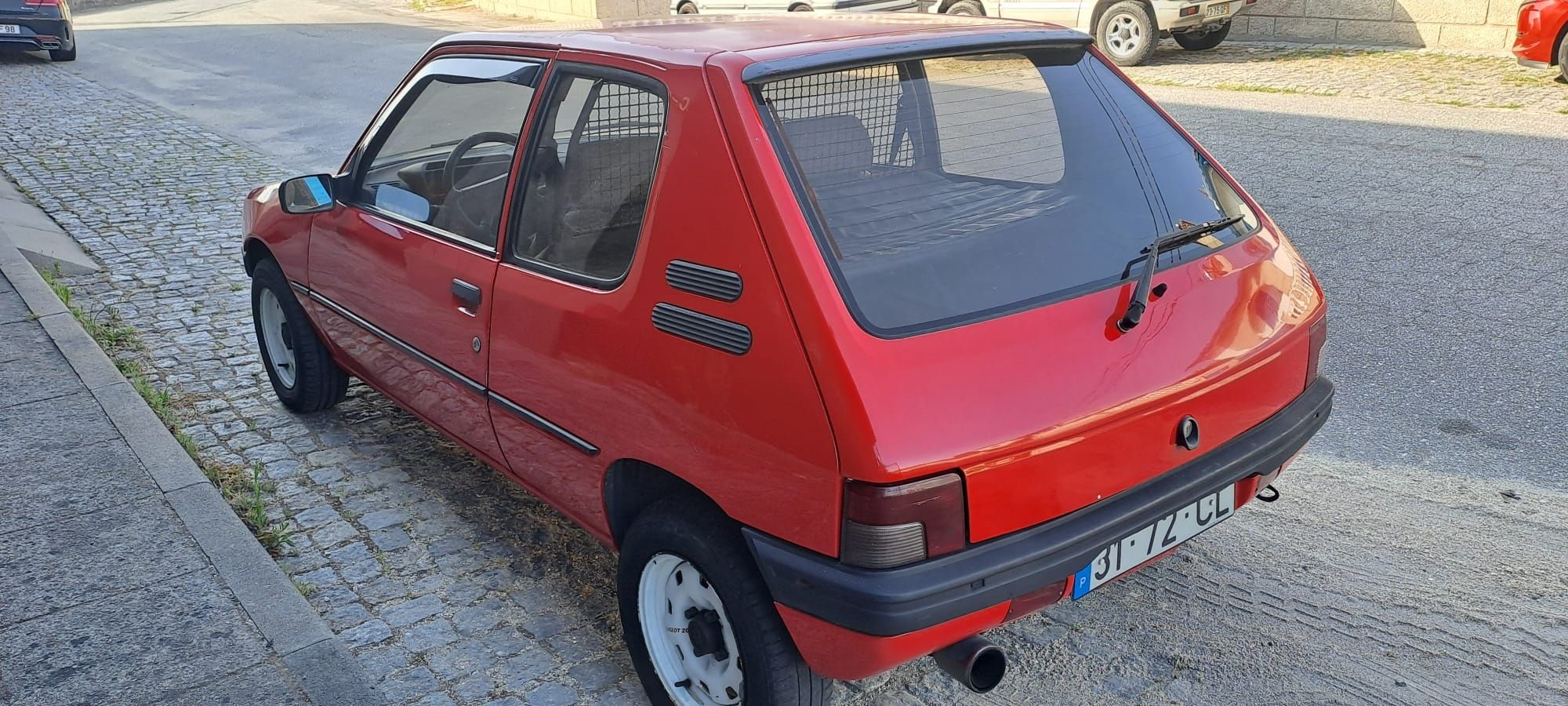 Peugeot 205 comercial