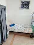 Uma Cama Vaga homem  Lisboa - Odivelas Metro