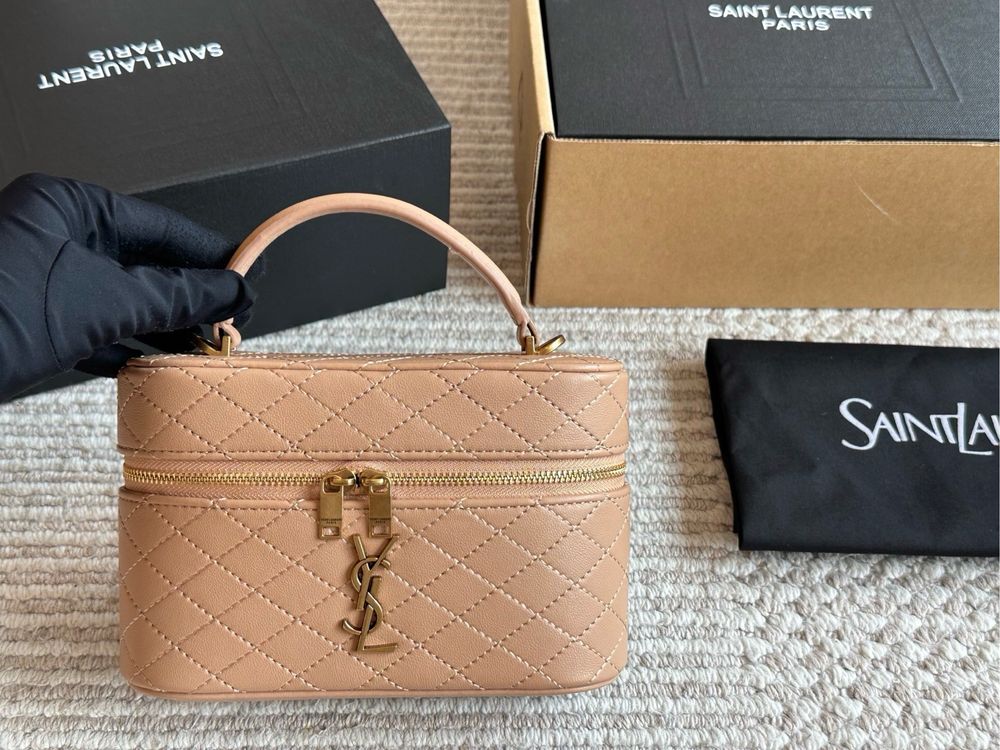 Сумка в стилі YSL