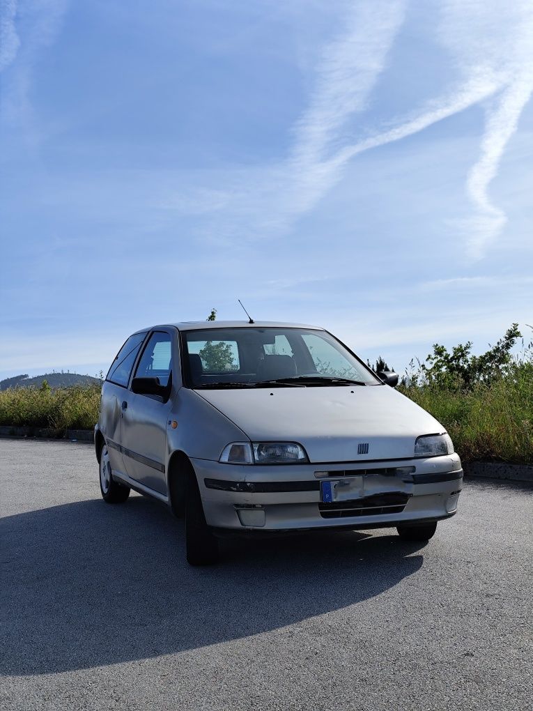 Fiat Punto 6 Speed 1.1