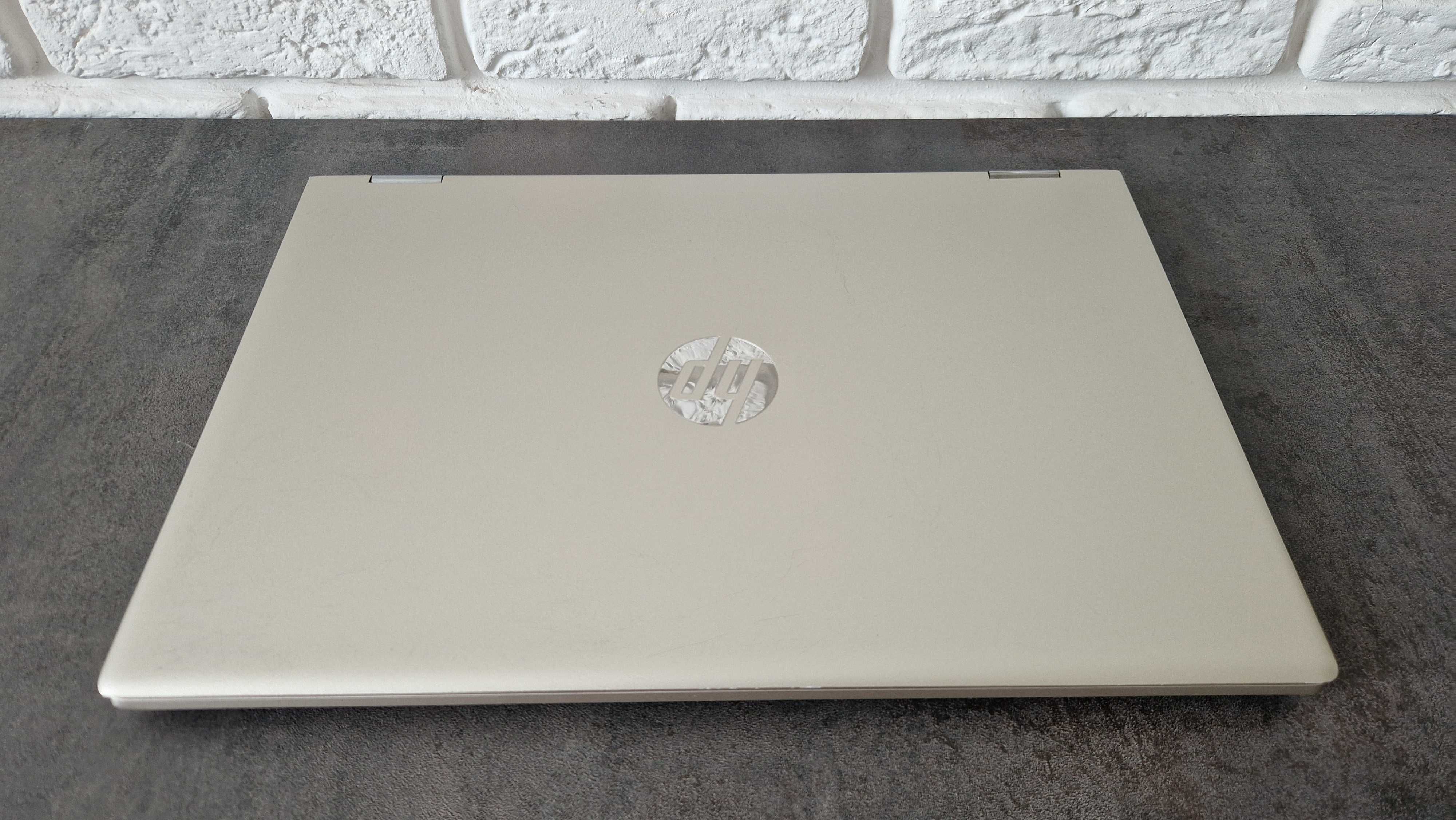 Ноутбук HP Pavilion x360 i5-8250U/8/256/Трансформер