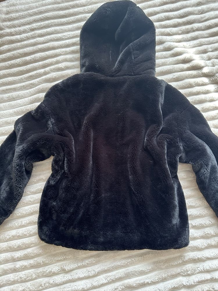Шубка Zara. Еко хутро