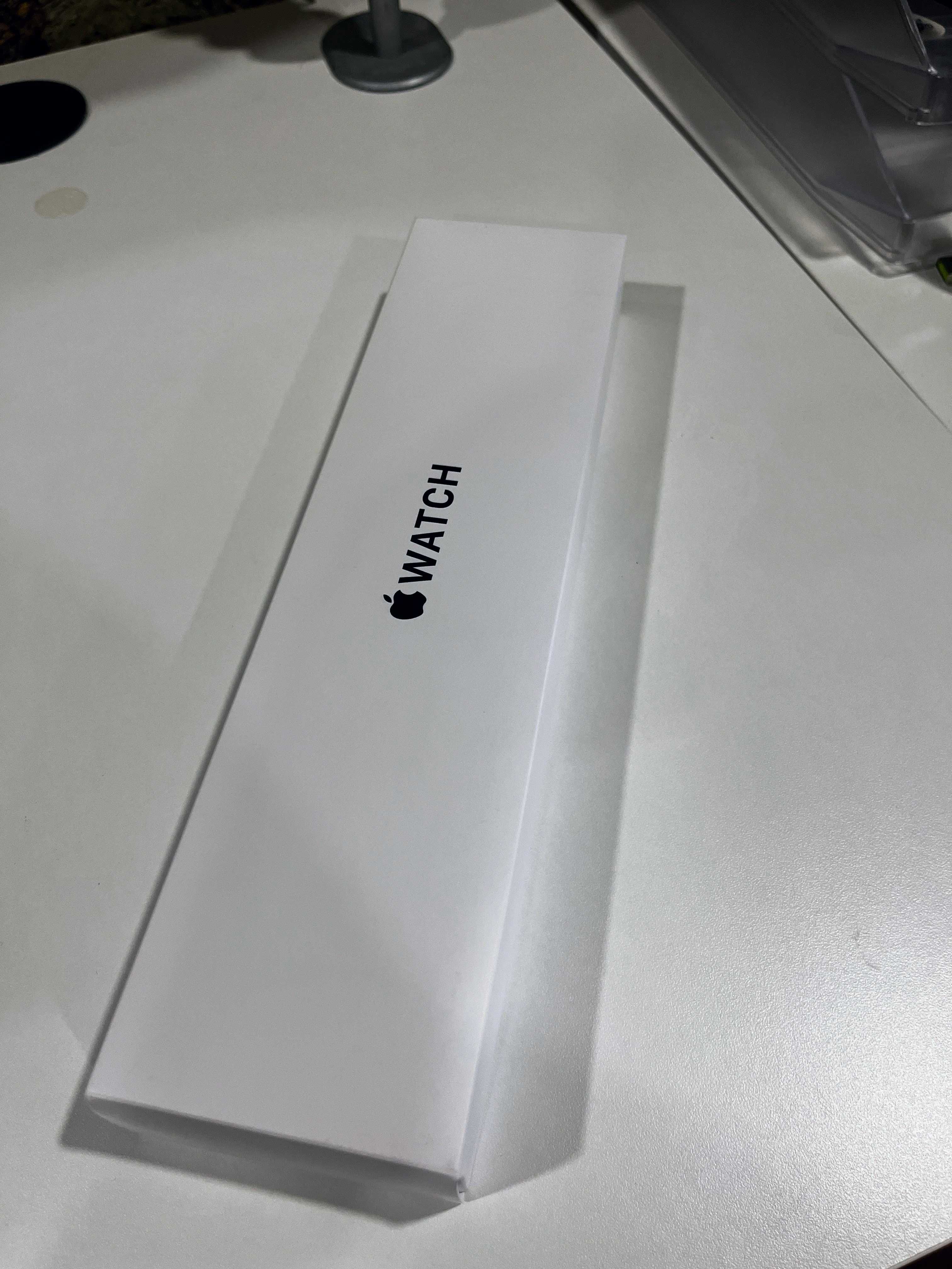 Apple Watch SE (2ª geração) - GPS + Cellular - 44mm Alumínio