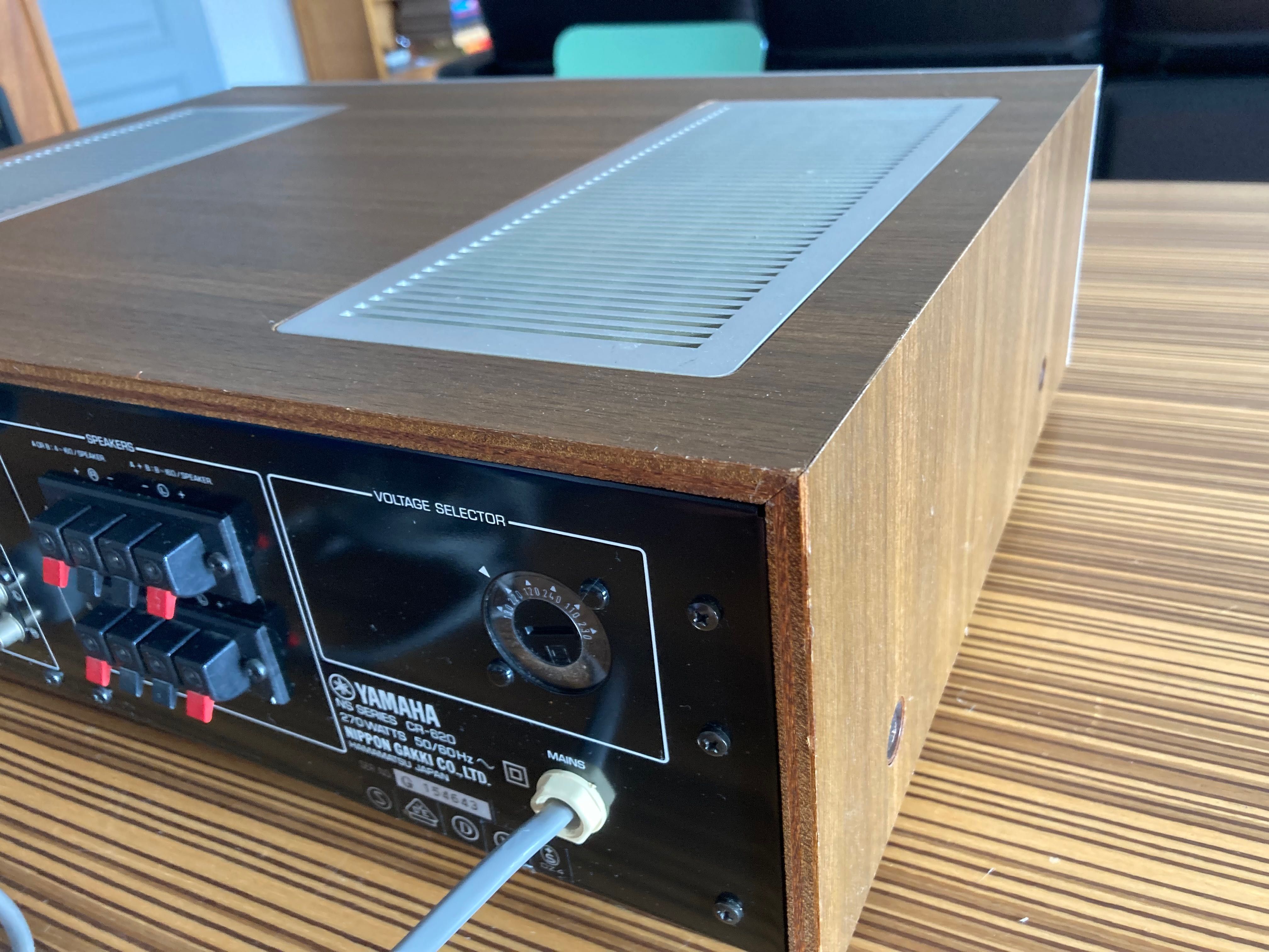 Receiver Amplificador Yamaha CR-620